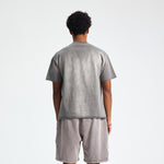 Camiseta gótica pesada con gráficos y bordes sin rematar