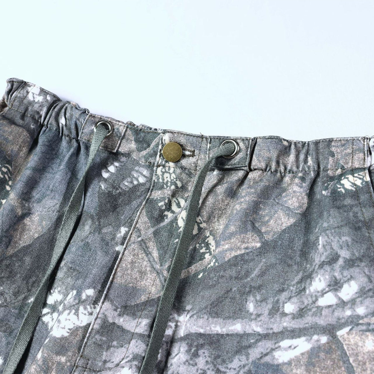 Camo Print Multi Pocket Cargo Drawstring Waist Pants
