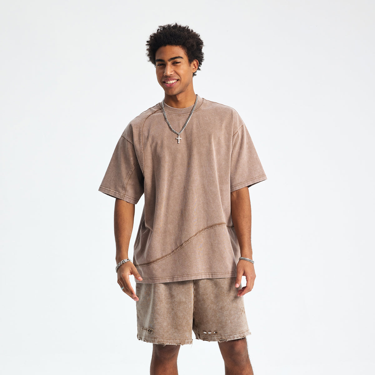 Camiseta de patchwork con bordes sin rematar, lavada, 8 oz