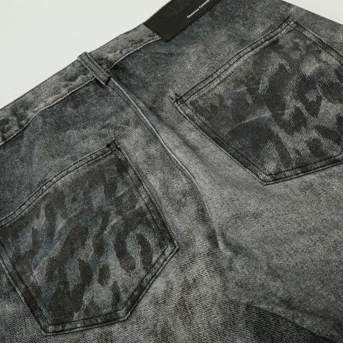 Hand-Rubbed Whisker Premium High Street Loose Straight Jeans