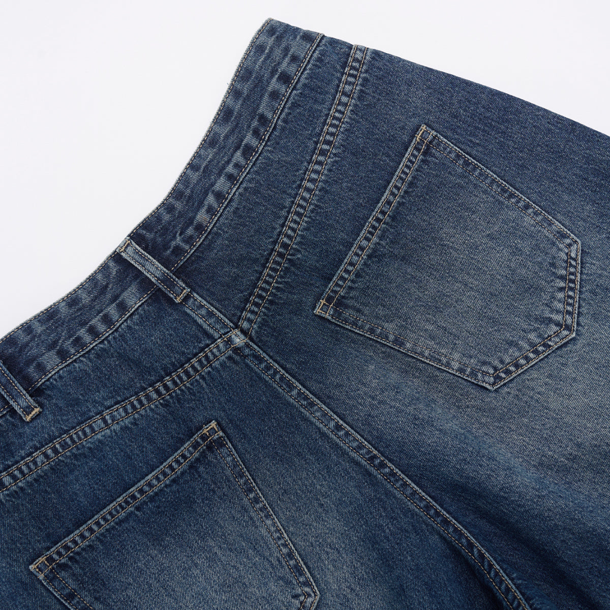 Bermudas holgadas de mezclilla lavada