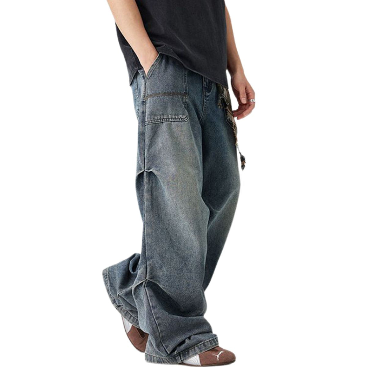 Vaqueros oversize con pliegues laterales