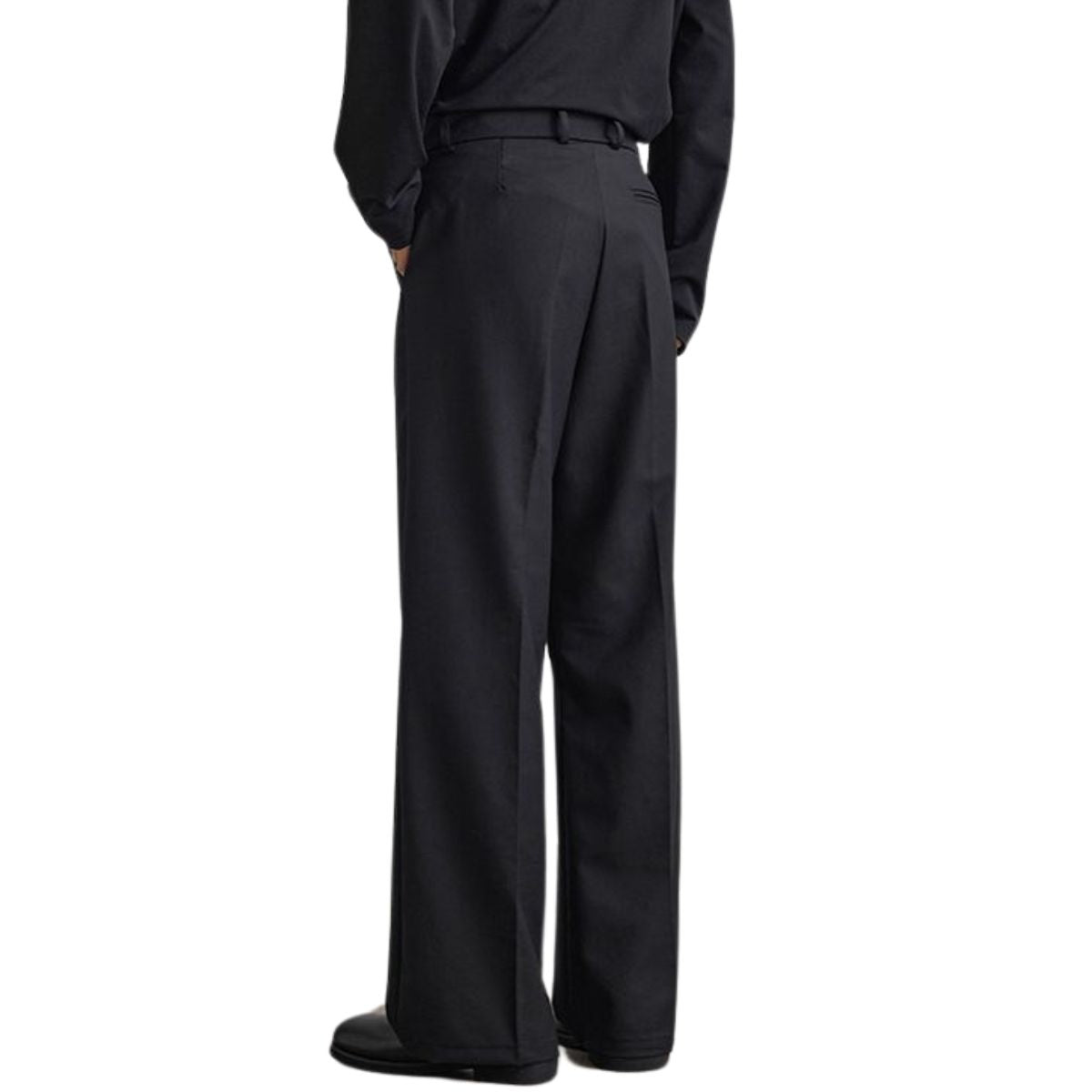 Solid-Color Single Pleat Trousers