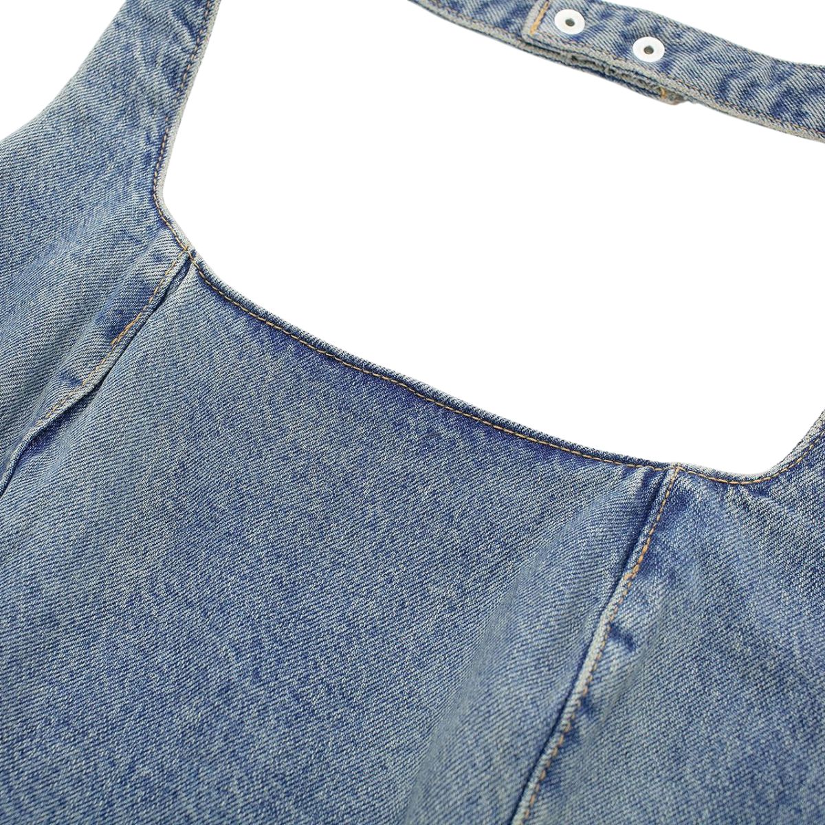 Falda vaquera con bordado de perlas y lavado vintage