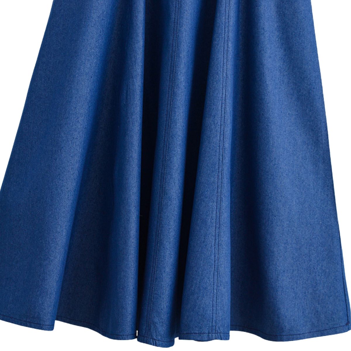 Falda vaquera con bordado de perlas y lavado vintage