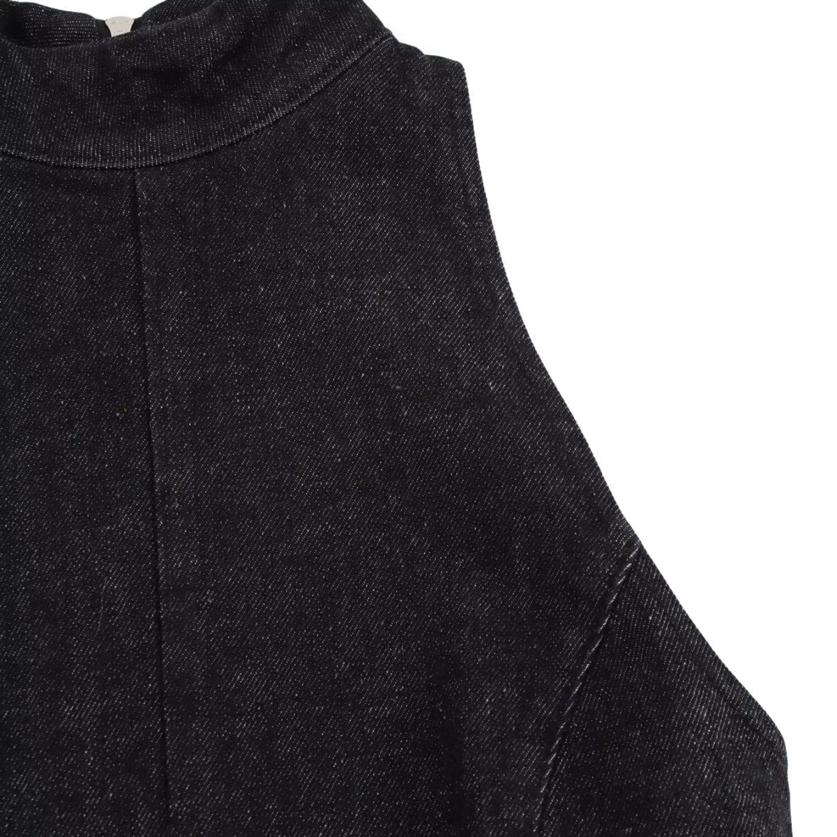 Falda vaquera con bordado de perlas y lavado vintage