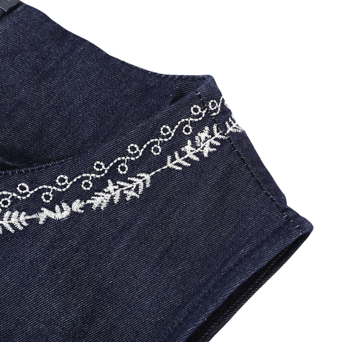 Falda vaquera con bordado de perlas y lavado vintage