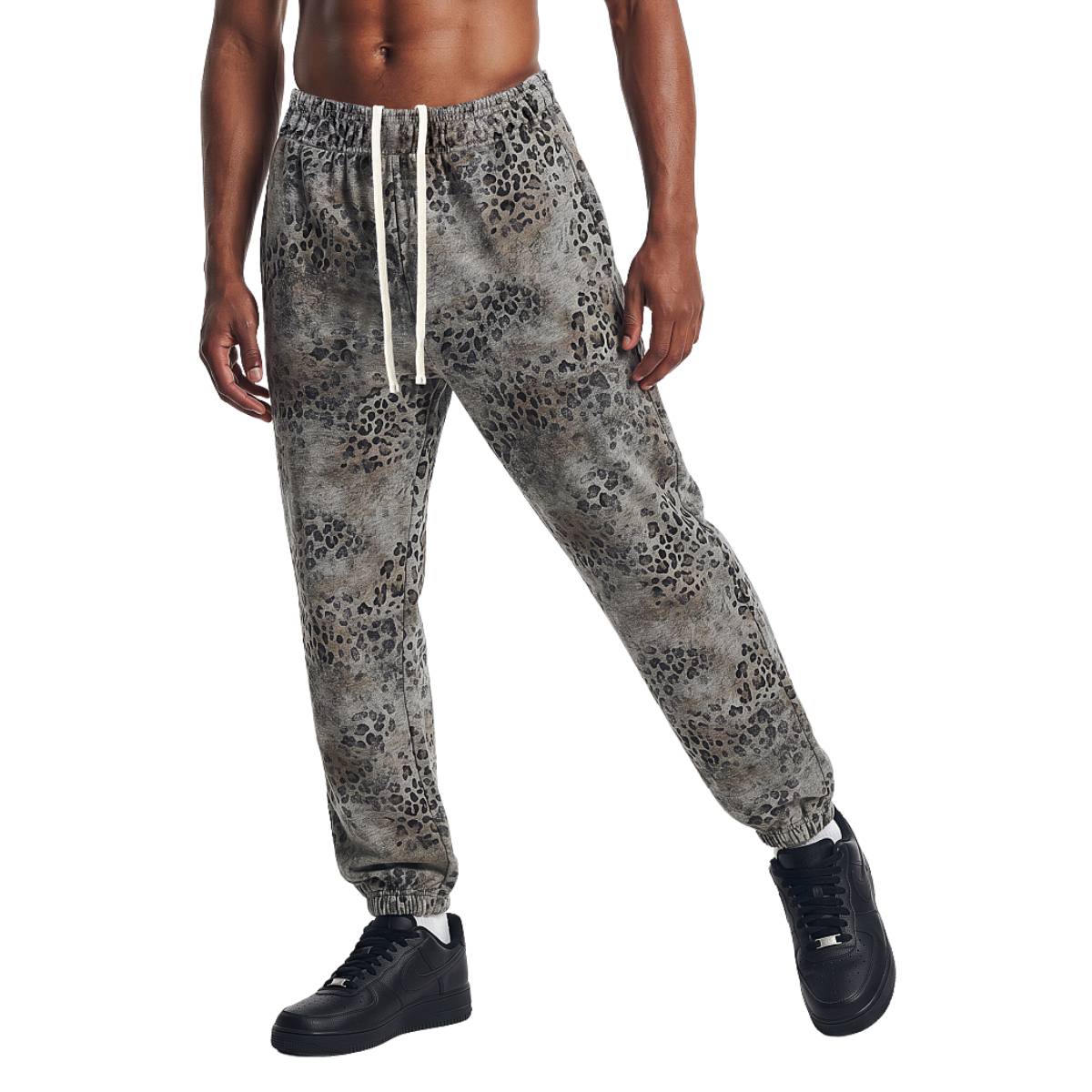 Jogger holgado descolorido y lavado