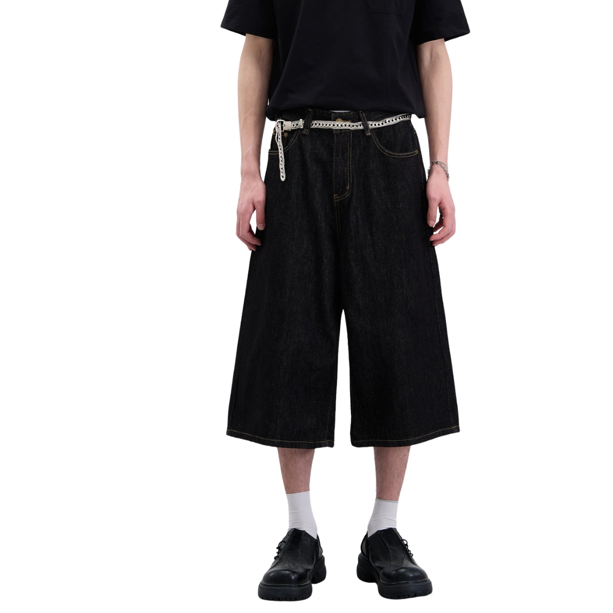 Bermudas con lavado vintage y salpicaduras de tinta