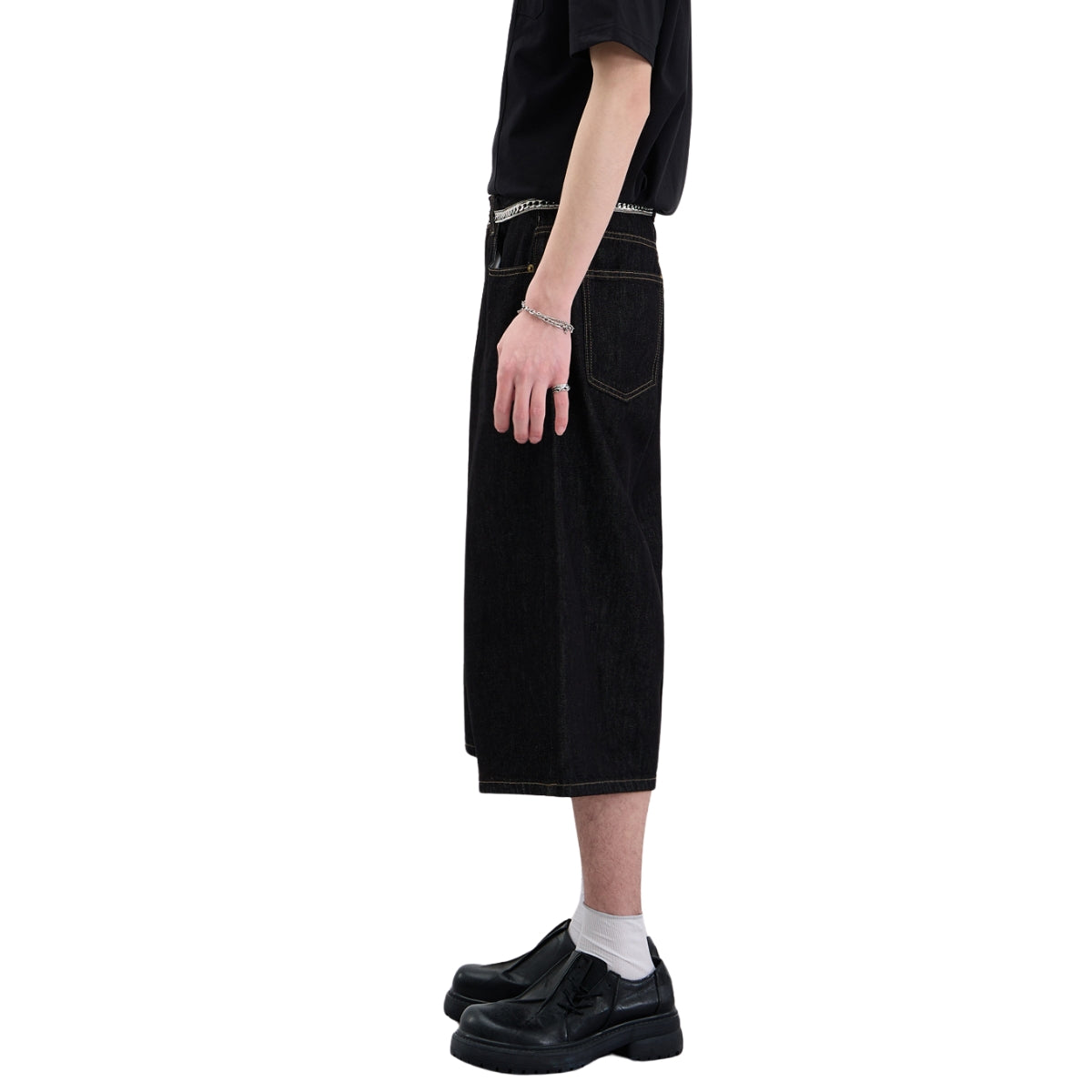 Bermudas con lavado vintage y salpicaduras de tinta