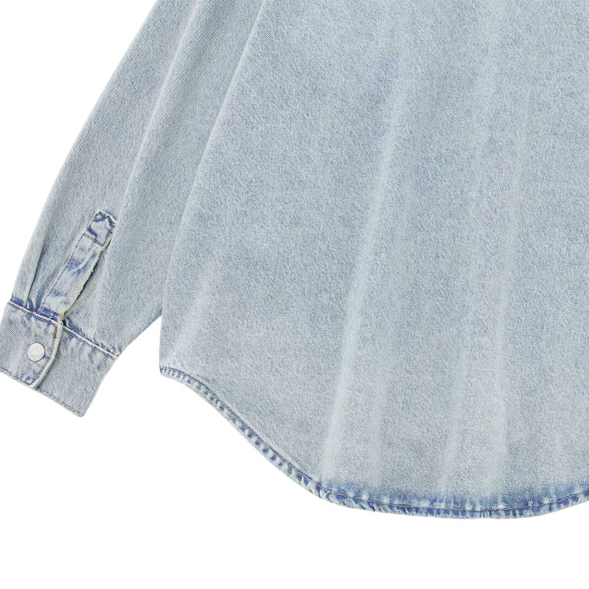 Vestido midi vaquero sin mangas con botones y aberturas en la parte delantera