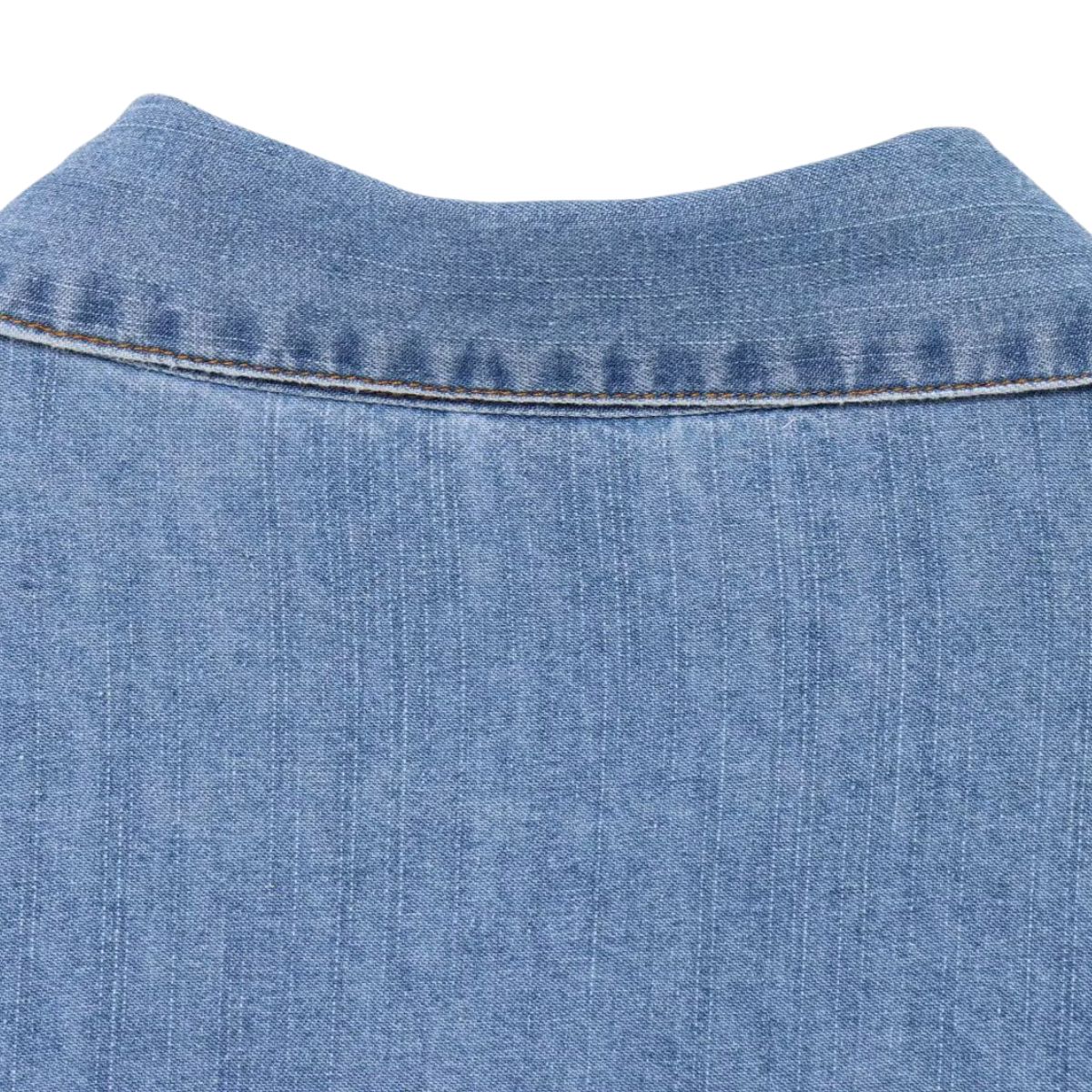 Vestido midi vaquero sin mangas con botones y aberturas en la parte delantera