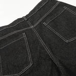 Bermudas vaqueras rasgadas con parches de camuflaje