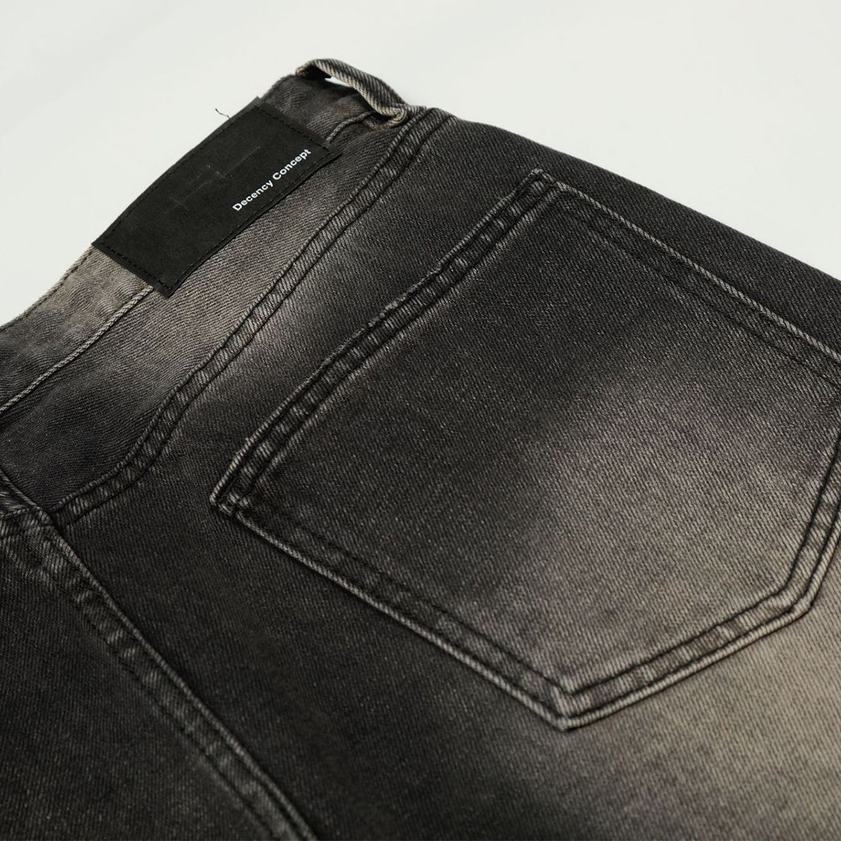 Premium High Street Hand-Rubbed Whisker Loose Jeans