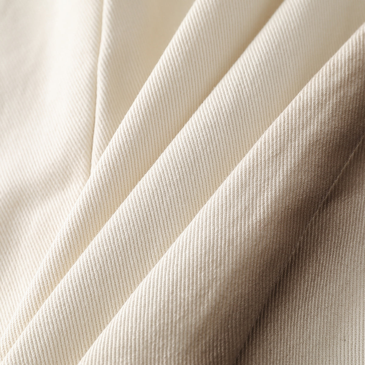 Contrast Edge Washed Wide-Leg Jeans