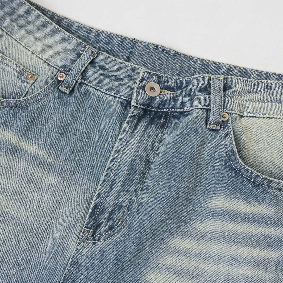 Wrinkled Light Wash Wide-Leg Jeans