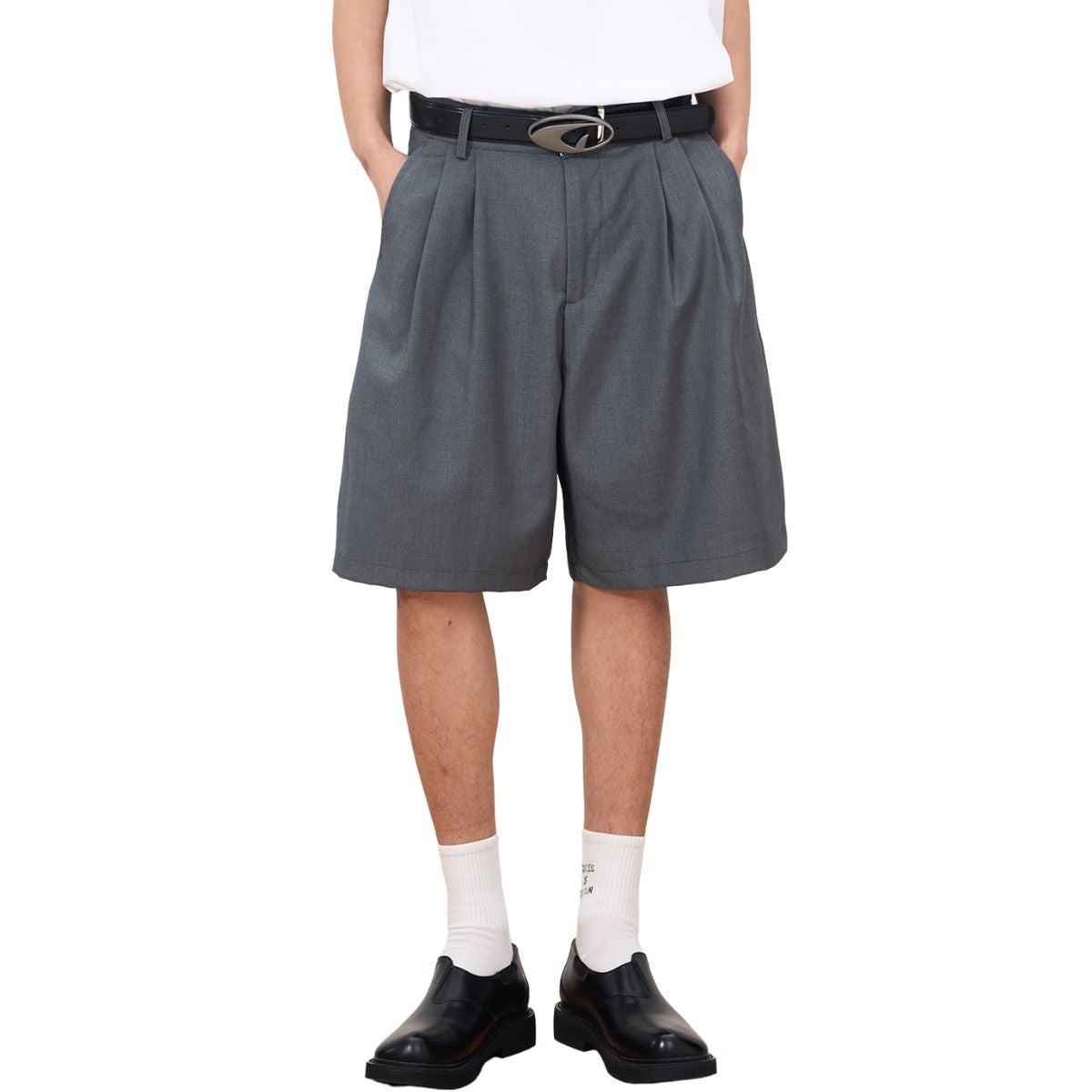 Bermudas de corte holgado con doble pliegue