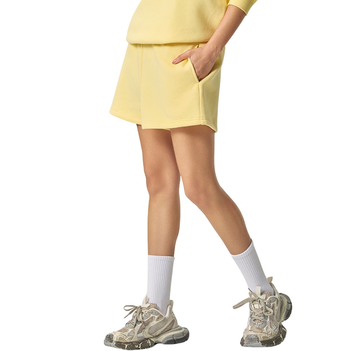 Women's Relaxed Solid Fleece Sweatshorts