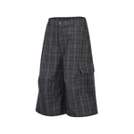 Plaid Multi-Pocket Cropped Cargo Shorts