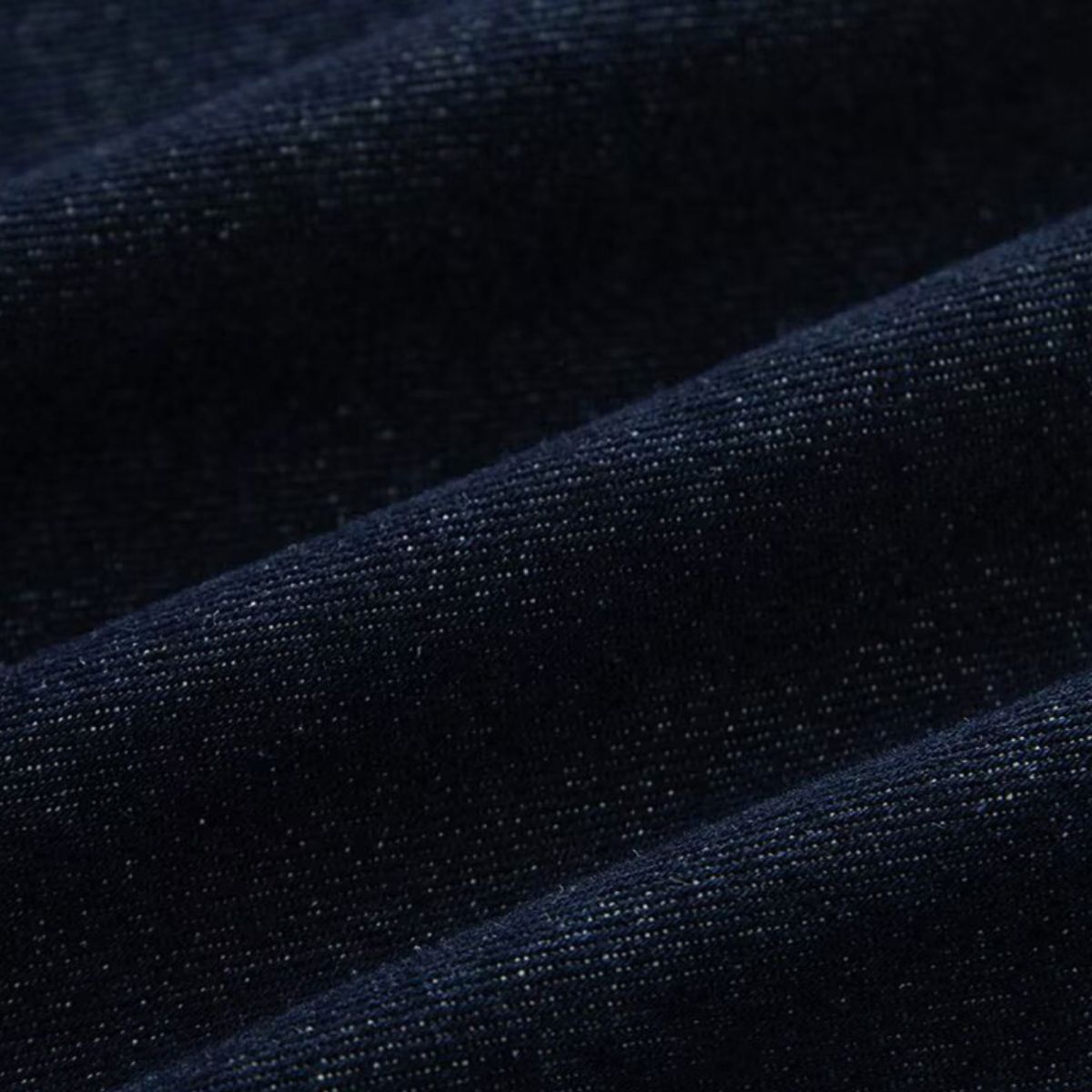 Vestido midi vaquero sin mangas con botones y aberturas en la parte delantera