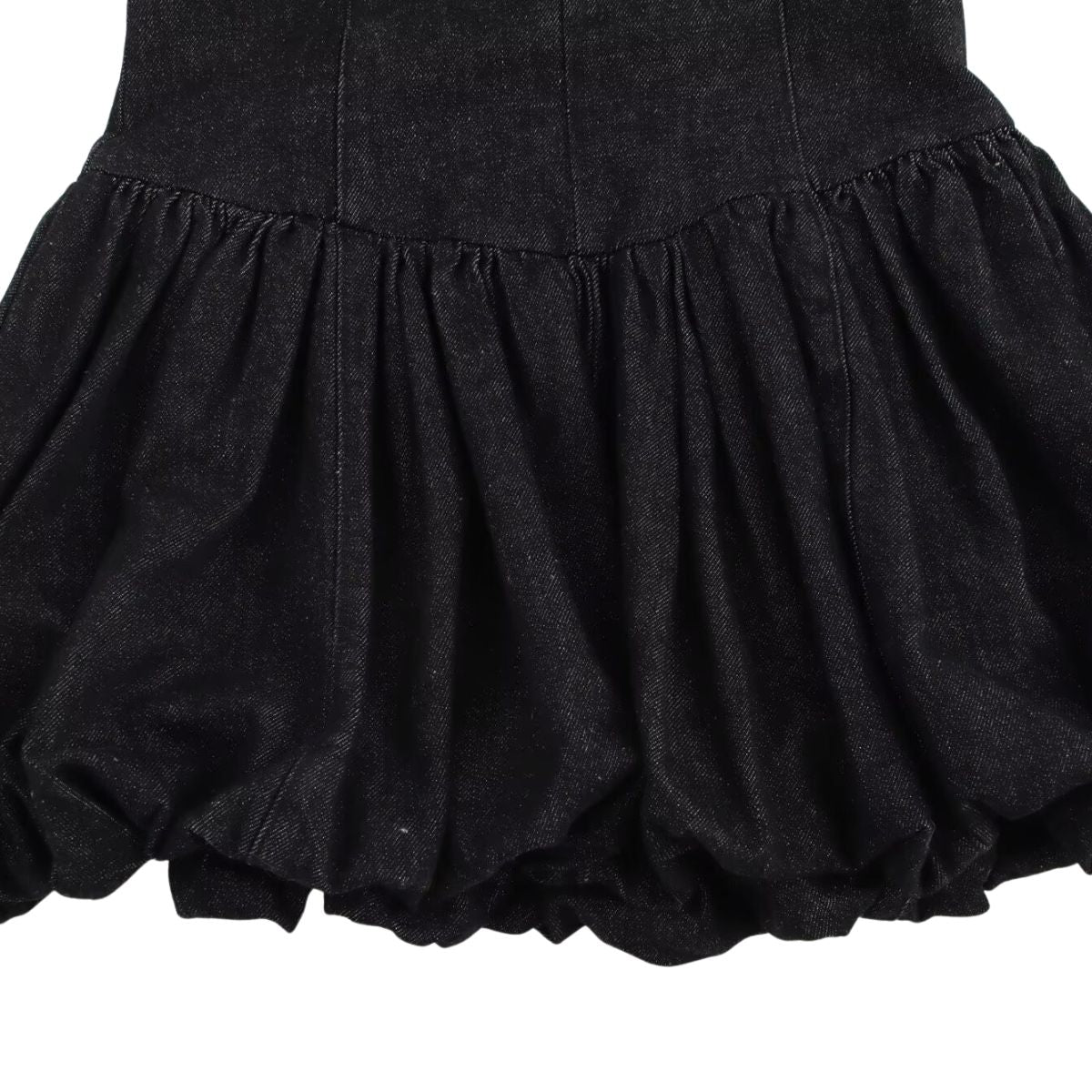 Falda vaquera con bordado de perlas y lavado vintage