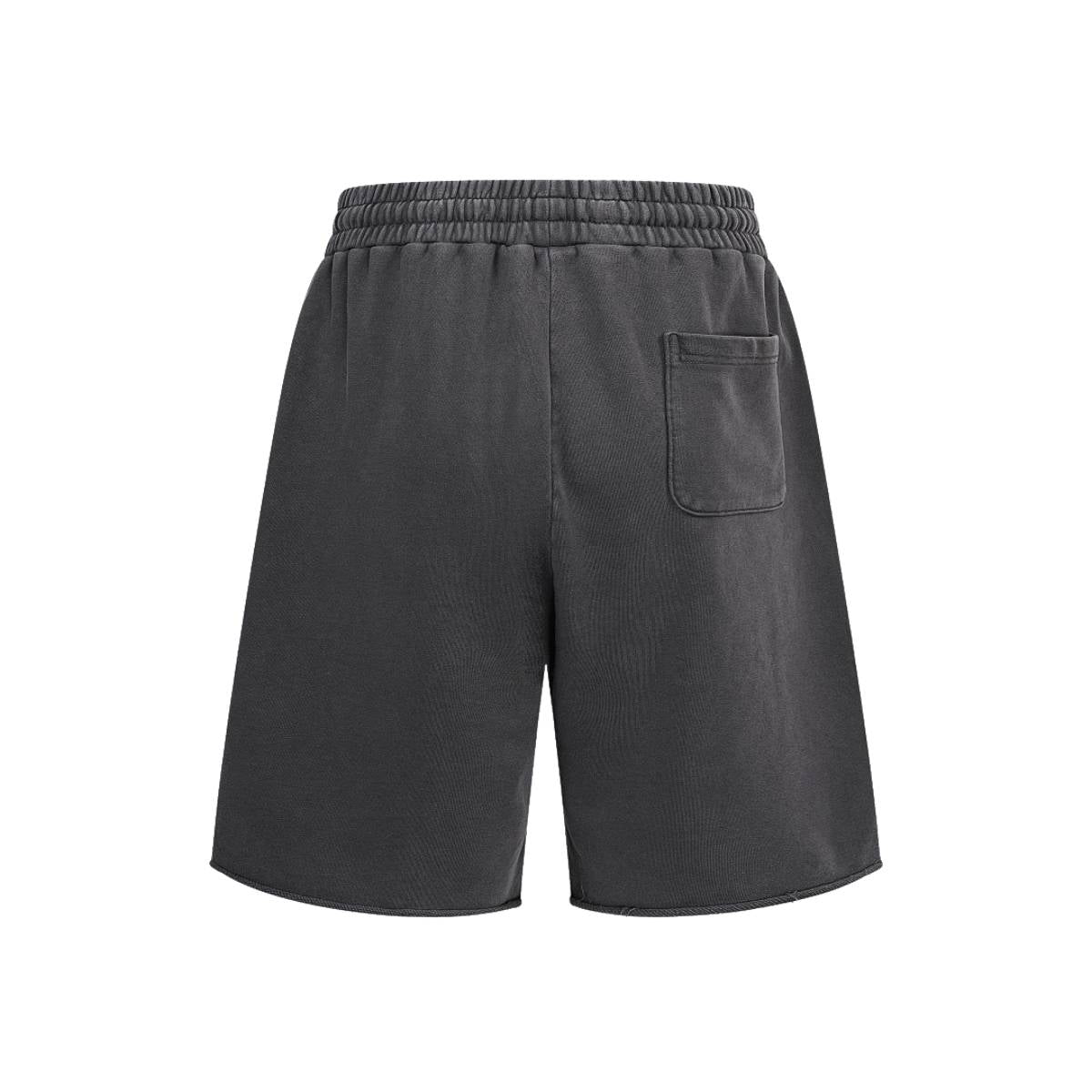 Pantalones cortos deportivos con bordes sin rematar y lavados a la piedra