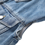 Shorts vaqueros con mariposas bordadas y adornados con perlas