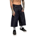 Bermudas con lavado vintage y salpicaduras de tinta
