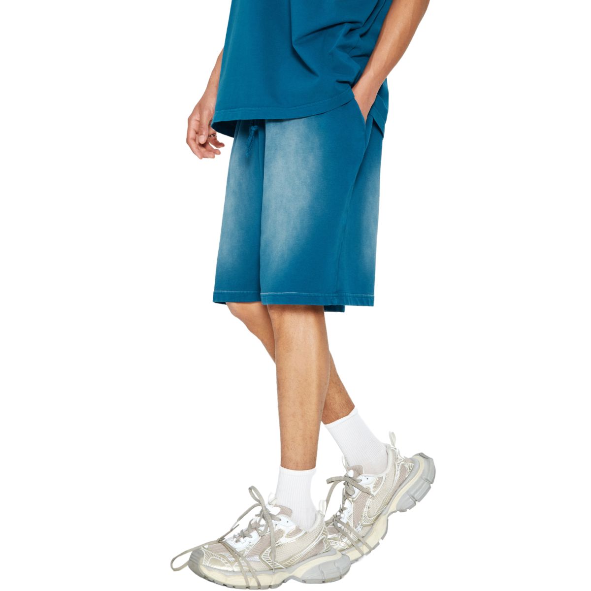 Pantalones cortos de corte relajado, lavados y descoloridos