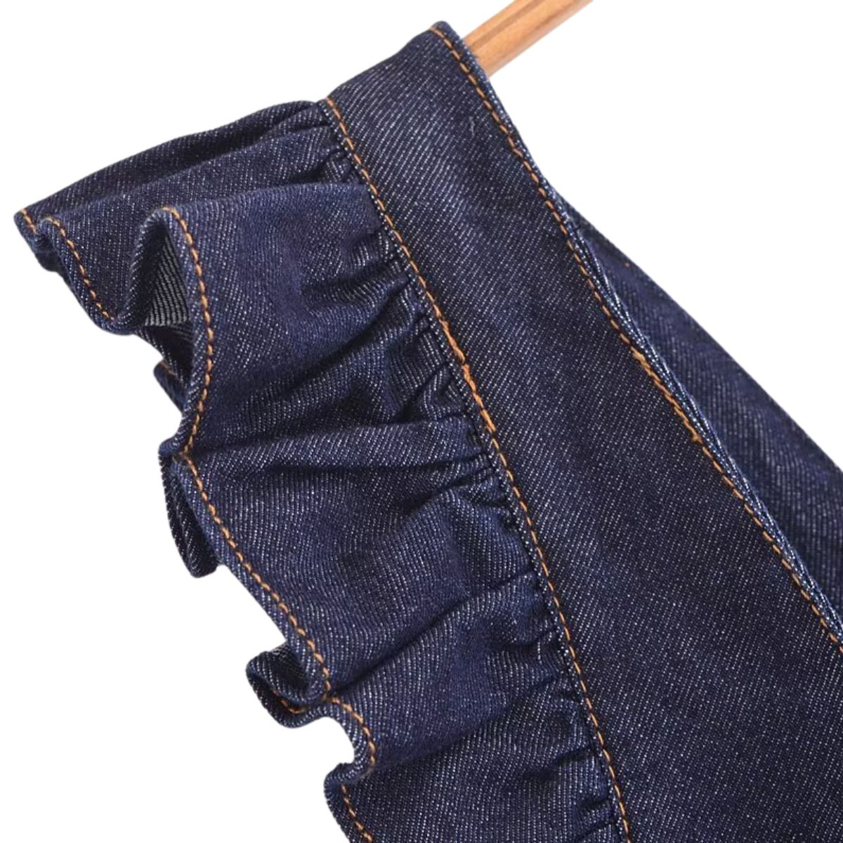 Falda vaquera con bordado de perlas y lavado vintage