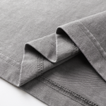 Camiseta Batik Vintage Lavada con Cuello en V de 7.5 oz