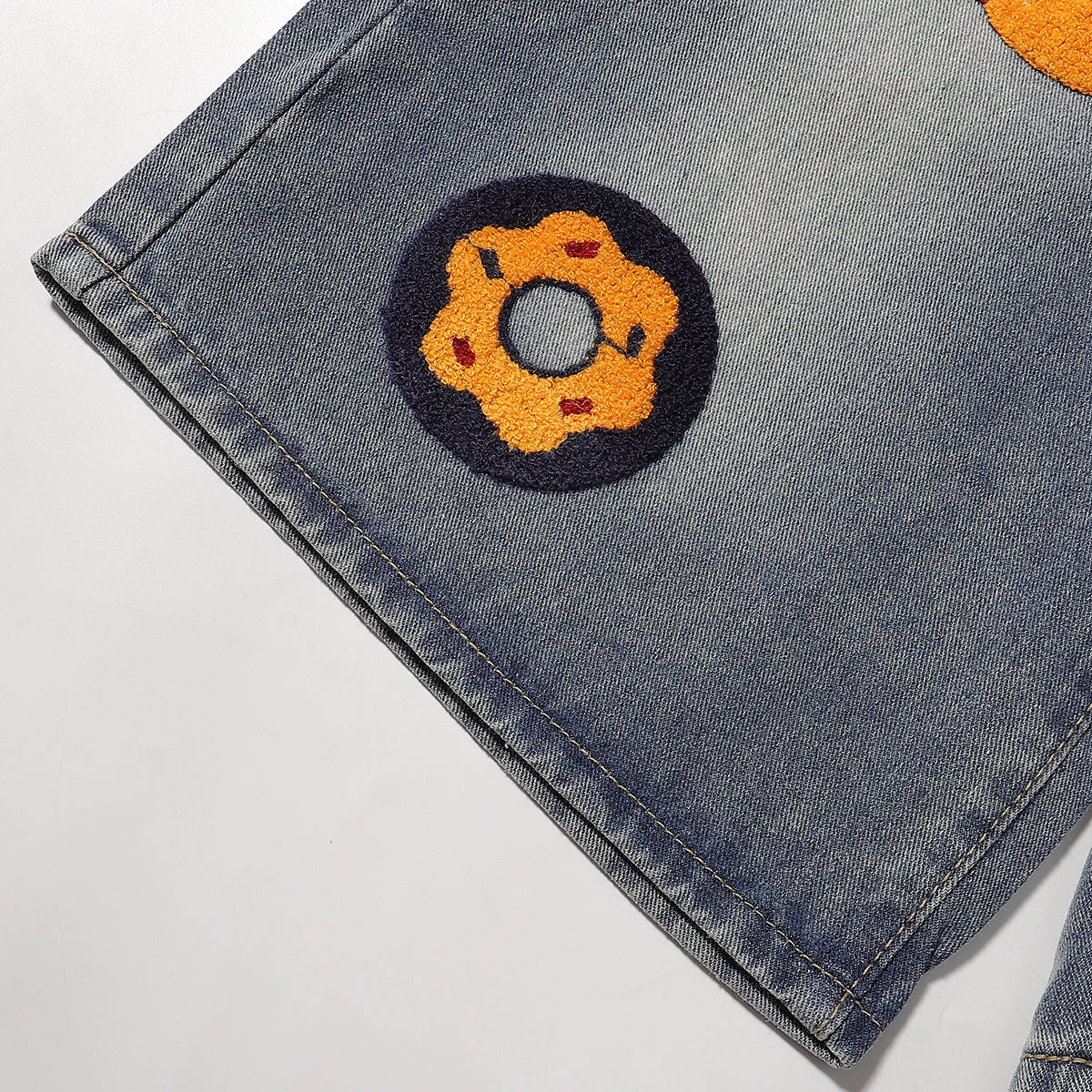 Bermudas vaqueras rasgadas con parches de camuflaje