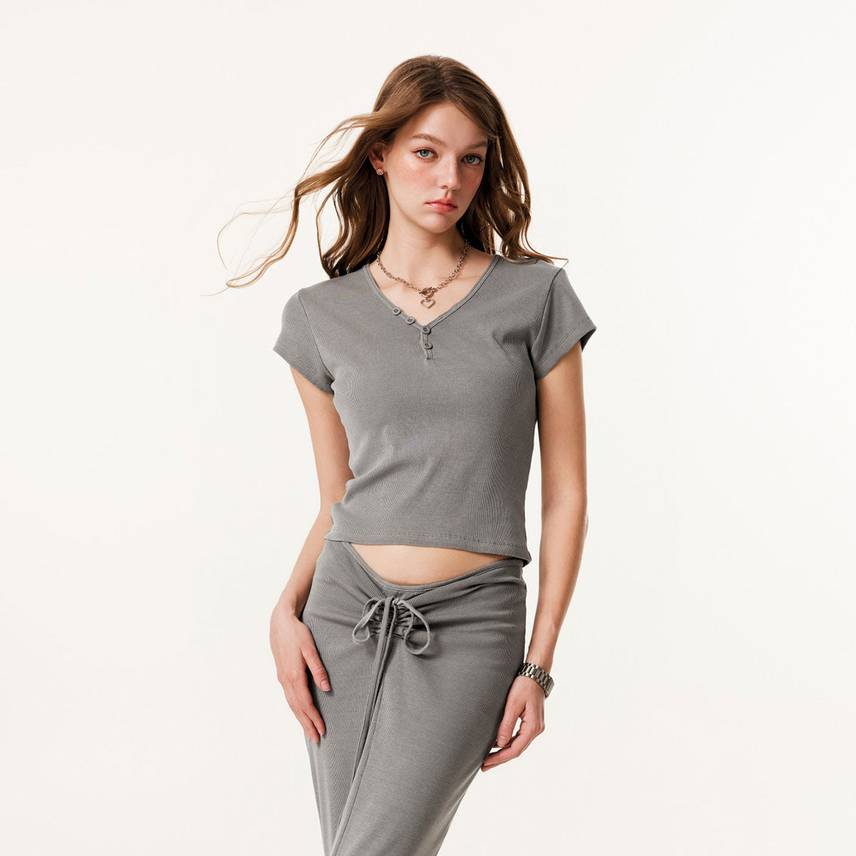 Camiseta Henley de canalé de manga corta de 8 oz