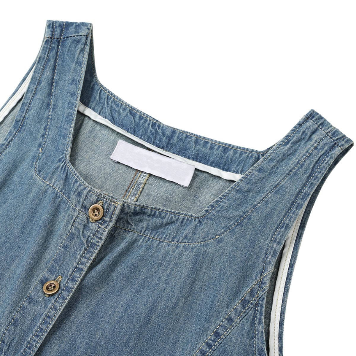 Falda vaquera con bordado de perlas y lavado vintage