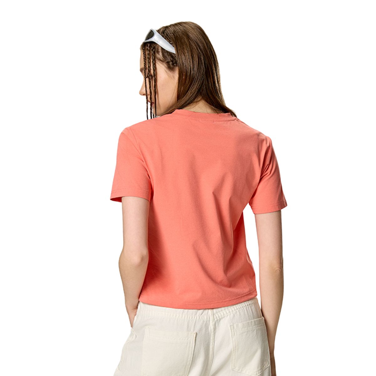 Camiseta ligera, relajada y de secado rápido de 4.8 oz