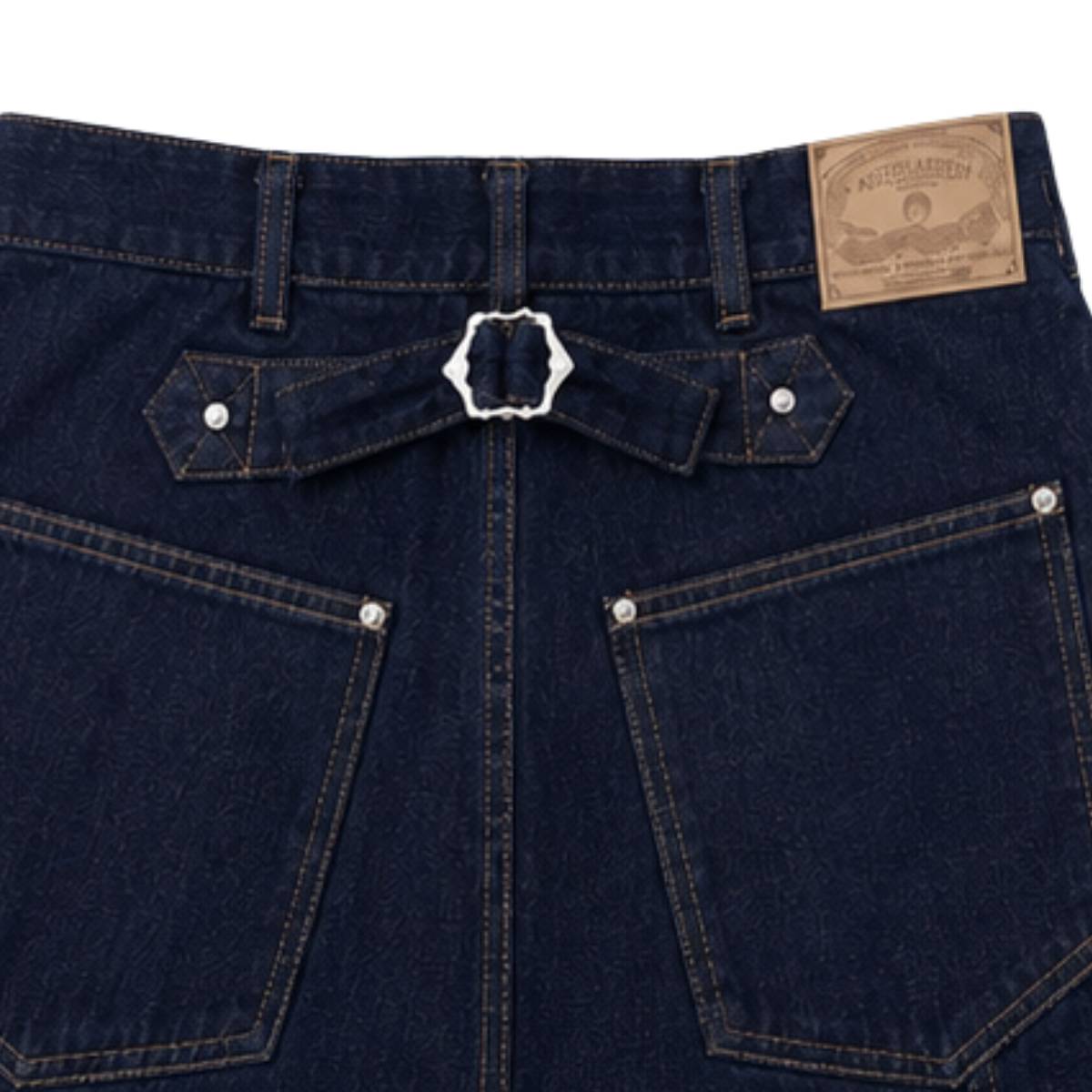Bermudas con lavado vintage y salpicaduras de tinta