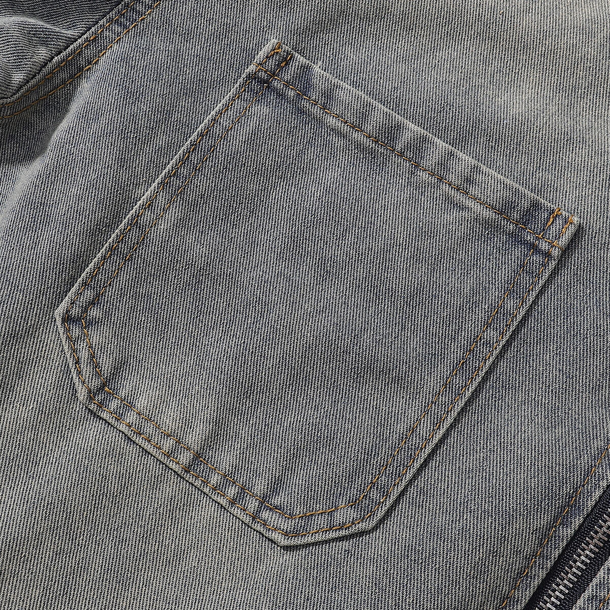 Shorts vaqueros con mariposas bordadas y adornados con perlas