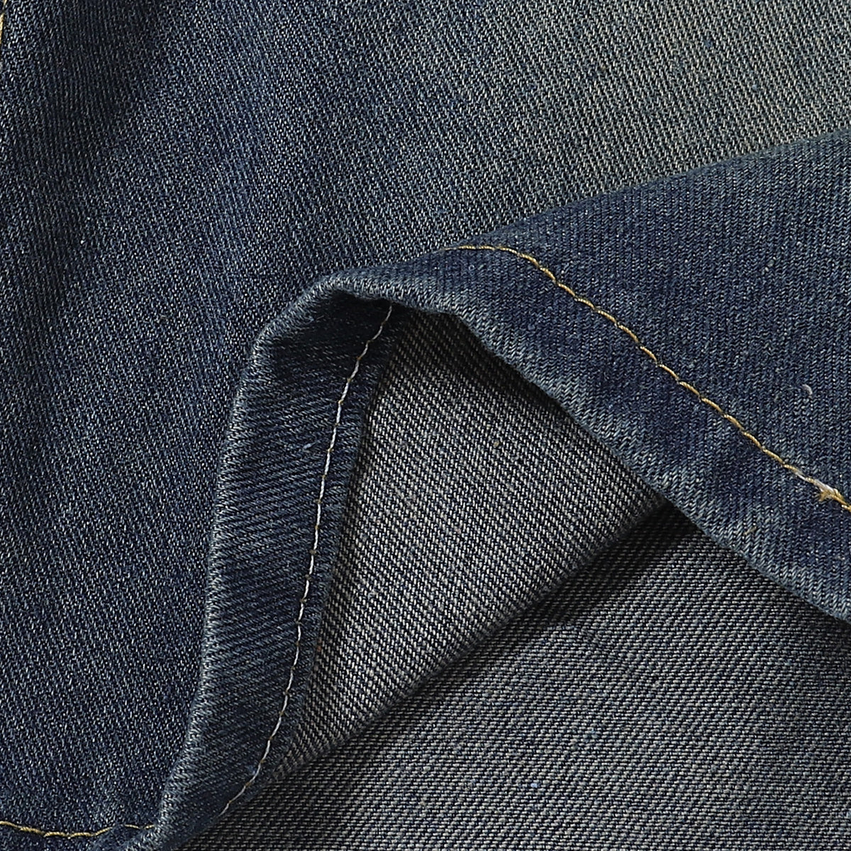 Bermudas vaqueras rasgadas con parches de camuflaje