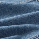 Shorts vaqueros con mariposas bordadas y adornados con perlas