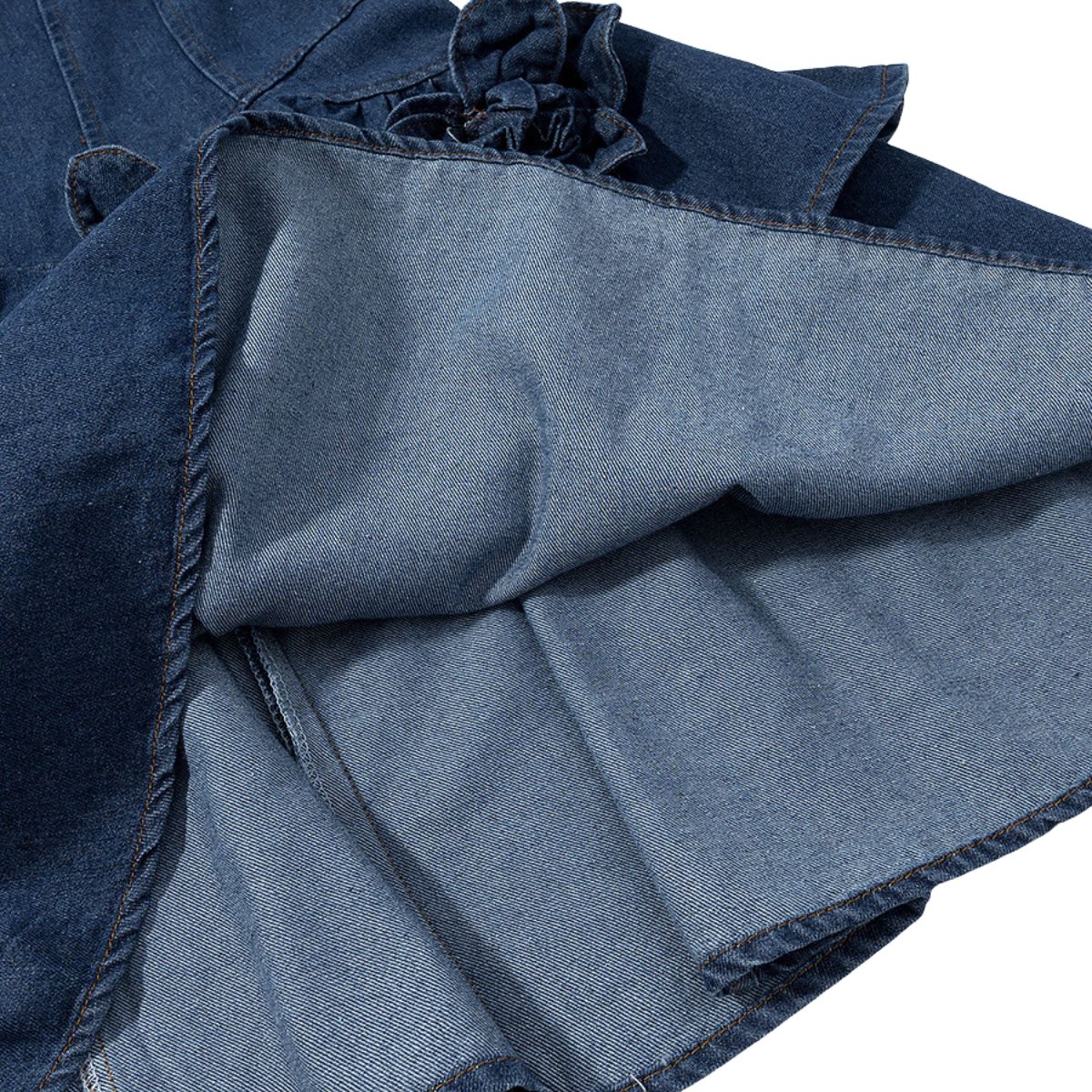 Falda vaquera con bordado de perlas y lavado vintage