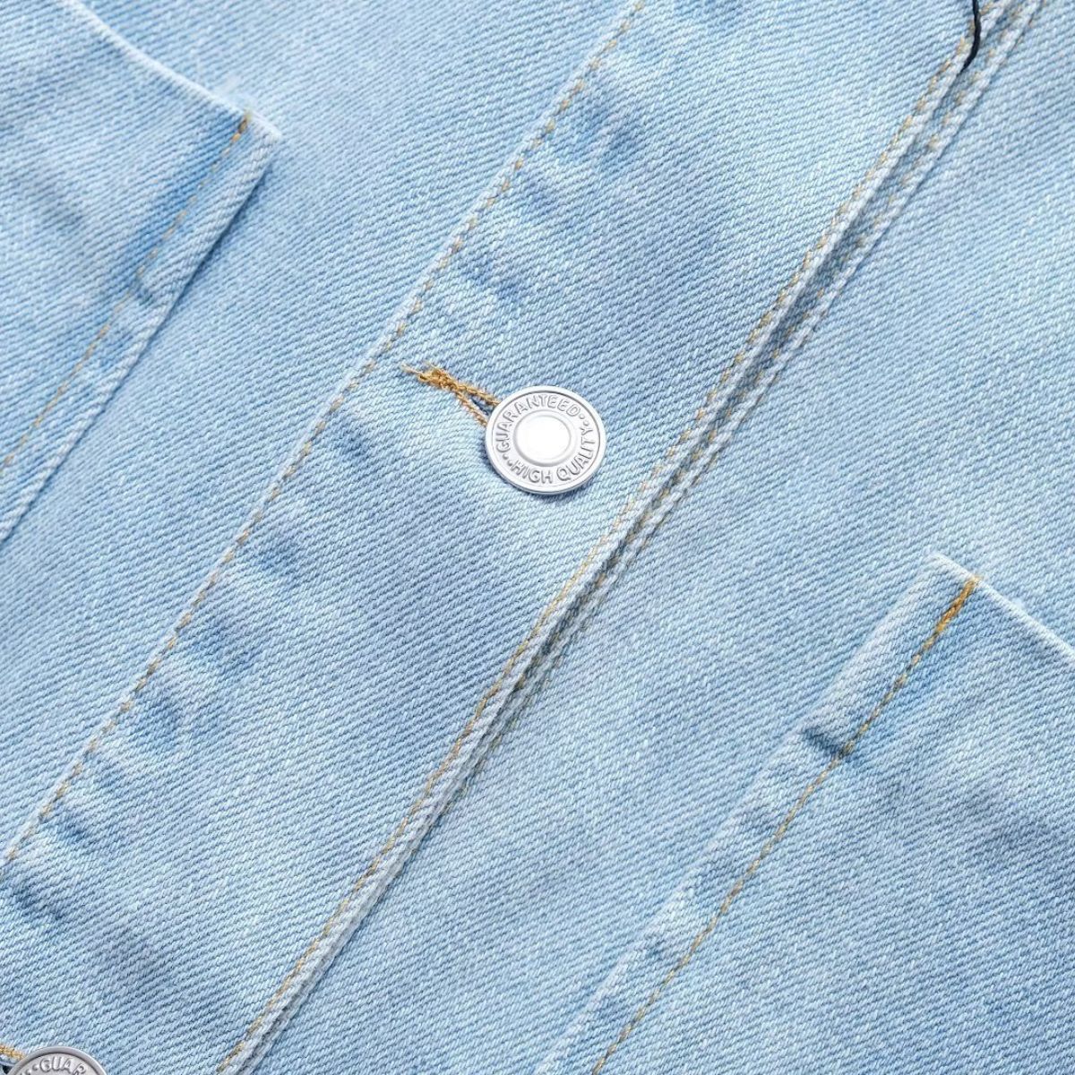 Vestido midi vaquero sin mangas con botones y aberturas en la parte delantera