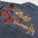 Shorts vaqueros con mariposas bordadas y adornados con perlas