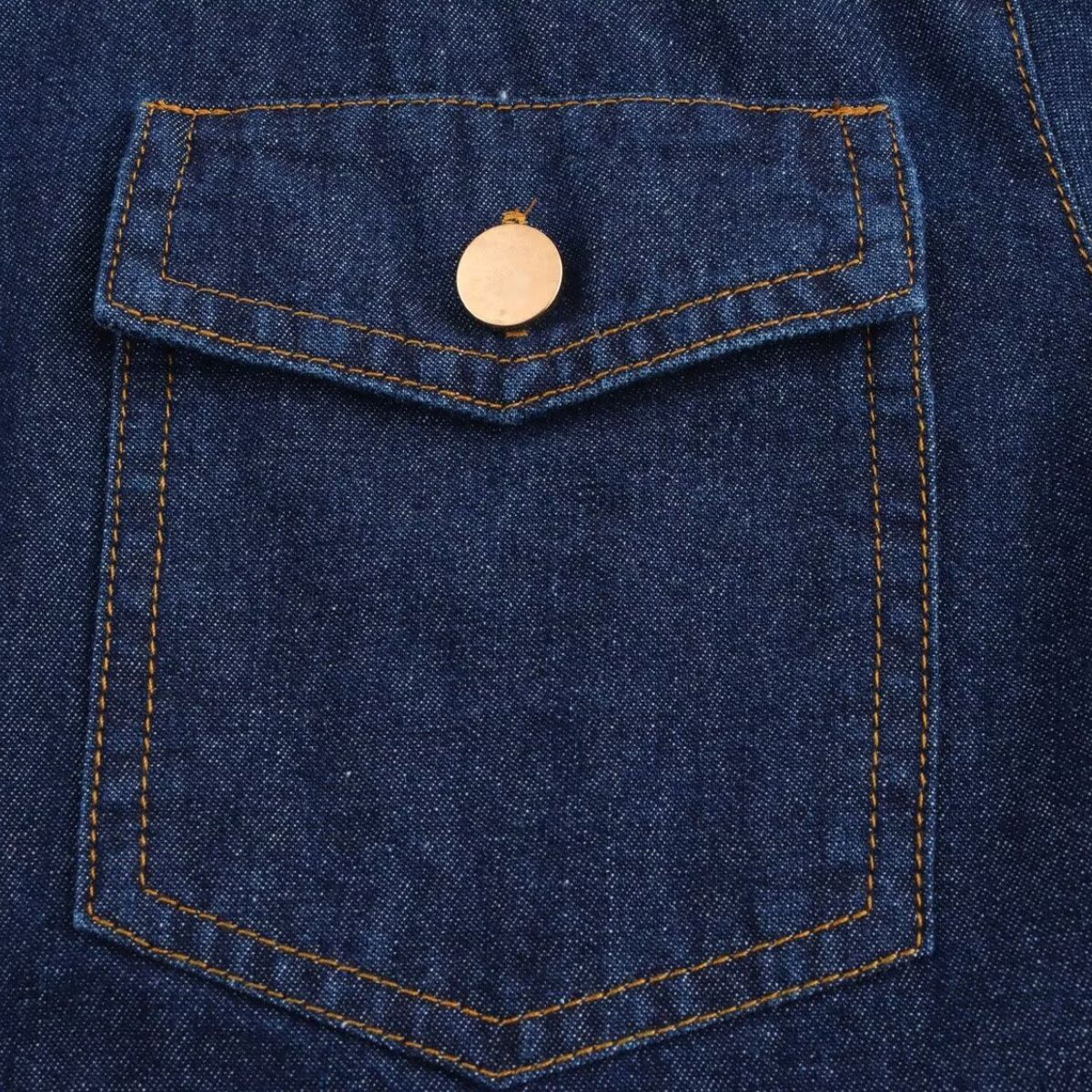 Vestido midi vaquero sin mangas con botones y aberturas en la parte delantera