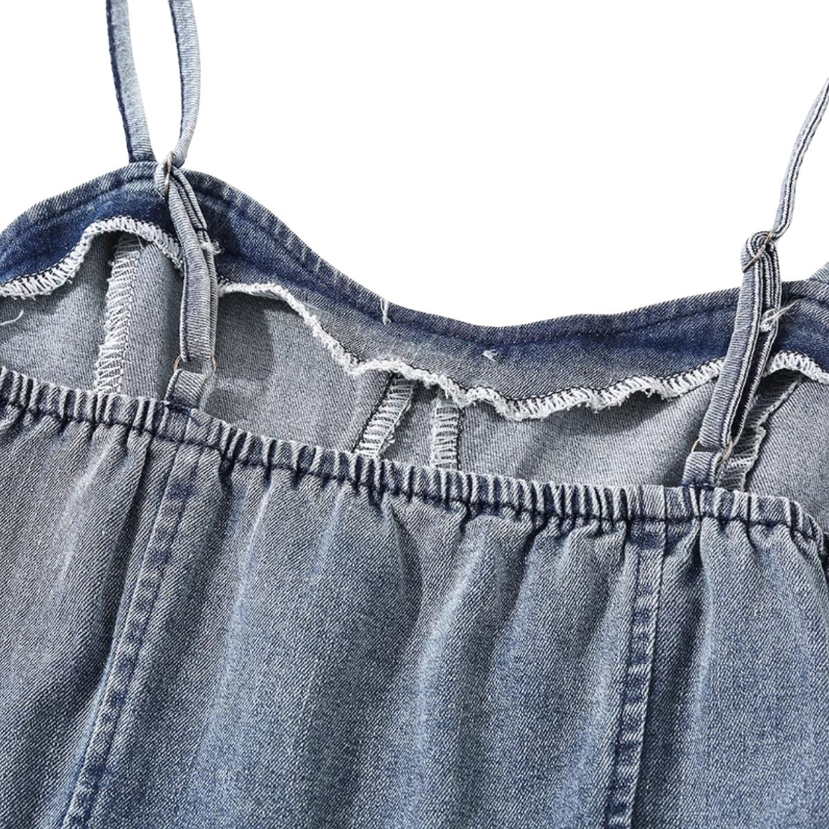 Falda vaquera con bordado de perlas y lavado vintage