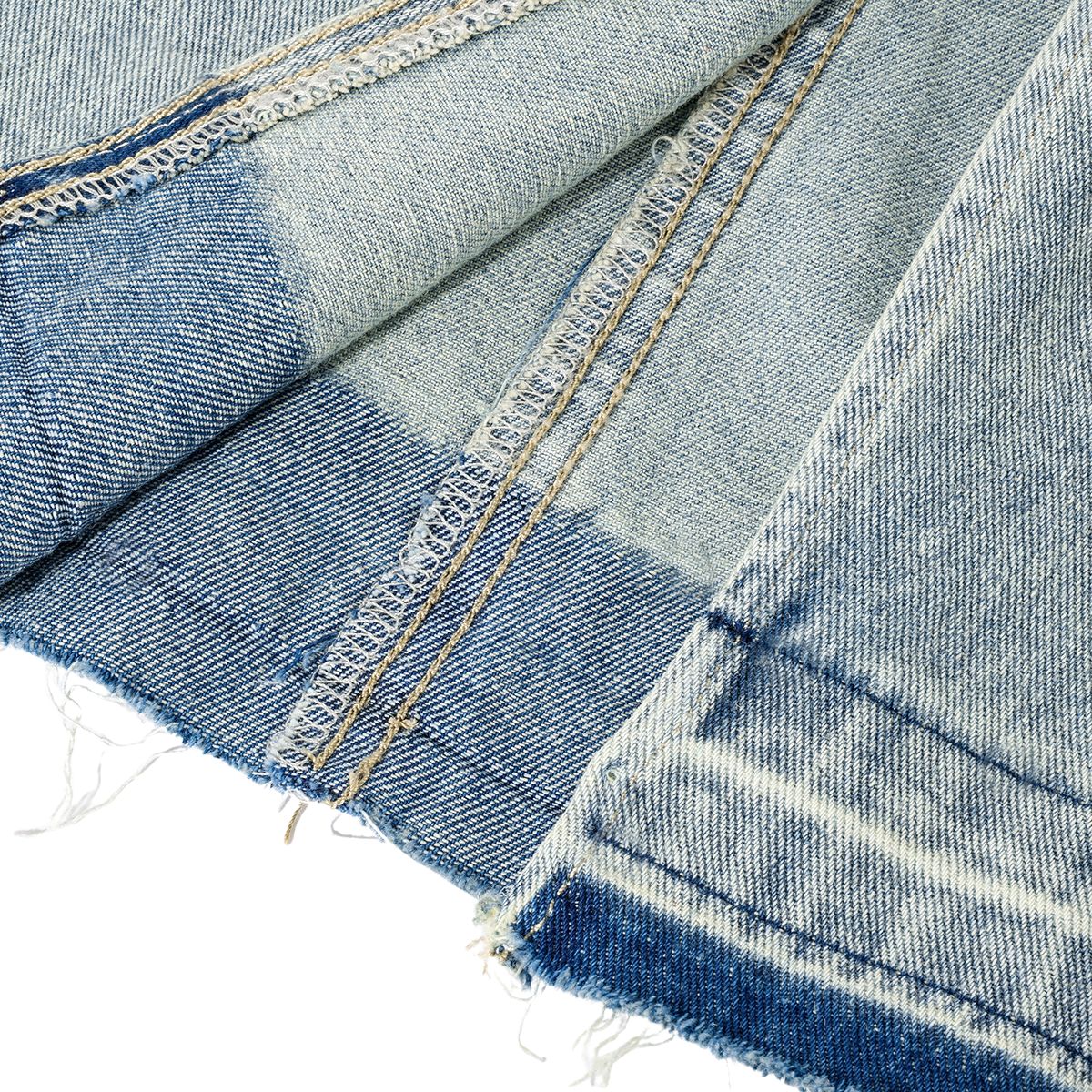 Falda vaquera con bordado de perlas y lavado vintage