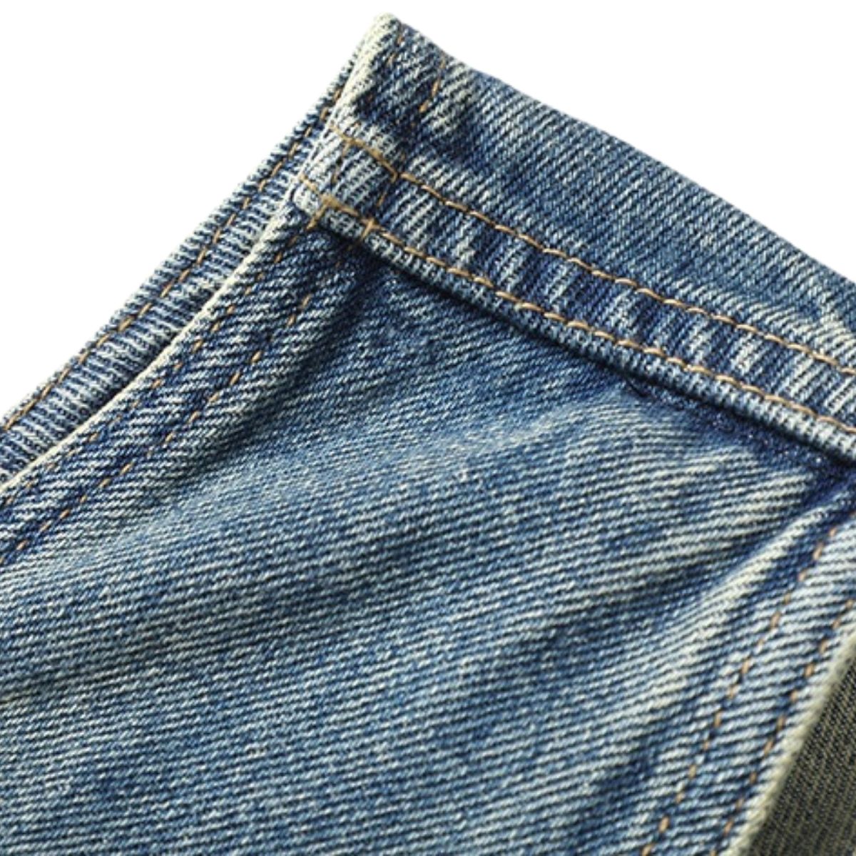 Shorts vaqueros con mariposas bordadas y adornados con perlas