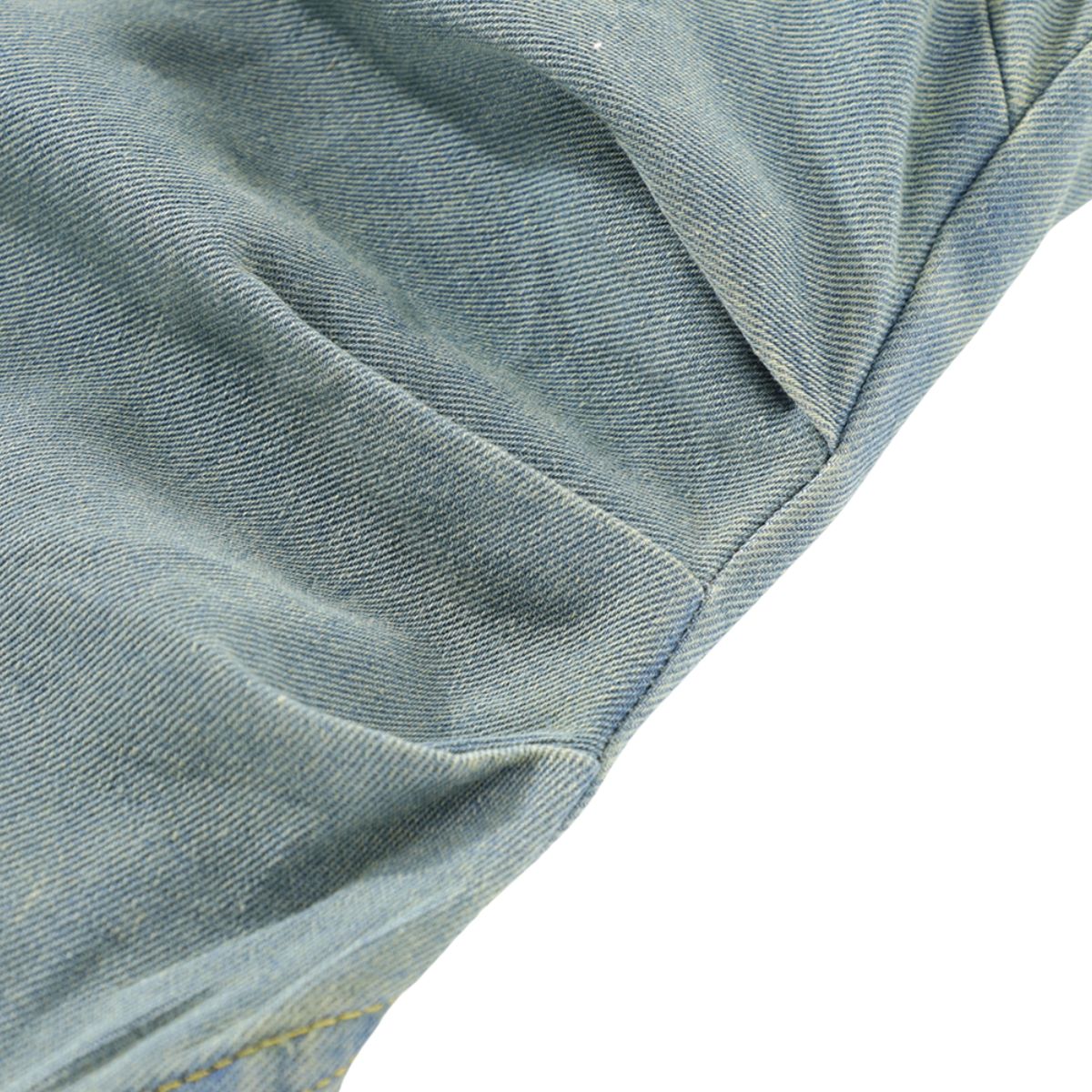 Falda vaquera con bordado de perlas y lavado vintage