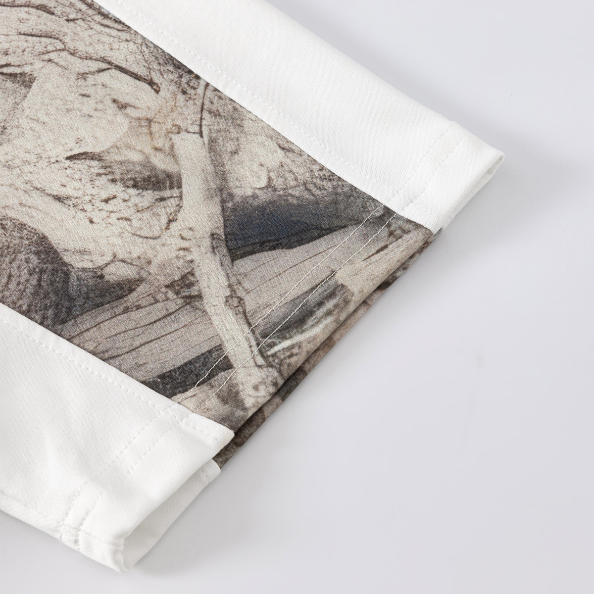 Curved Side Splice Contrast Panel Graphic Tee