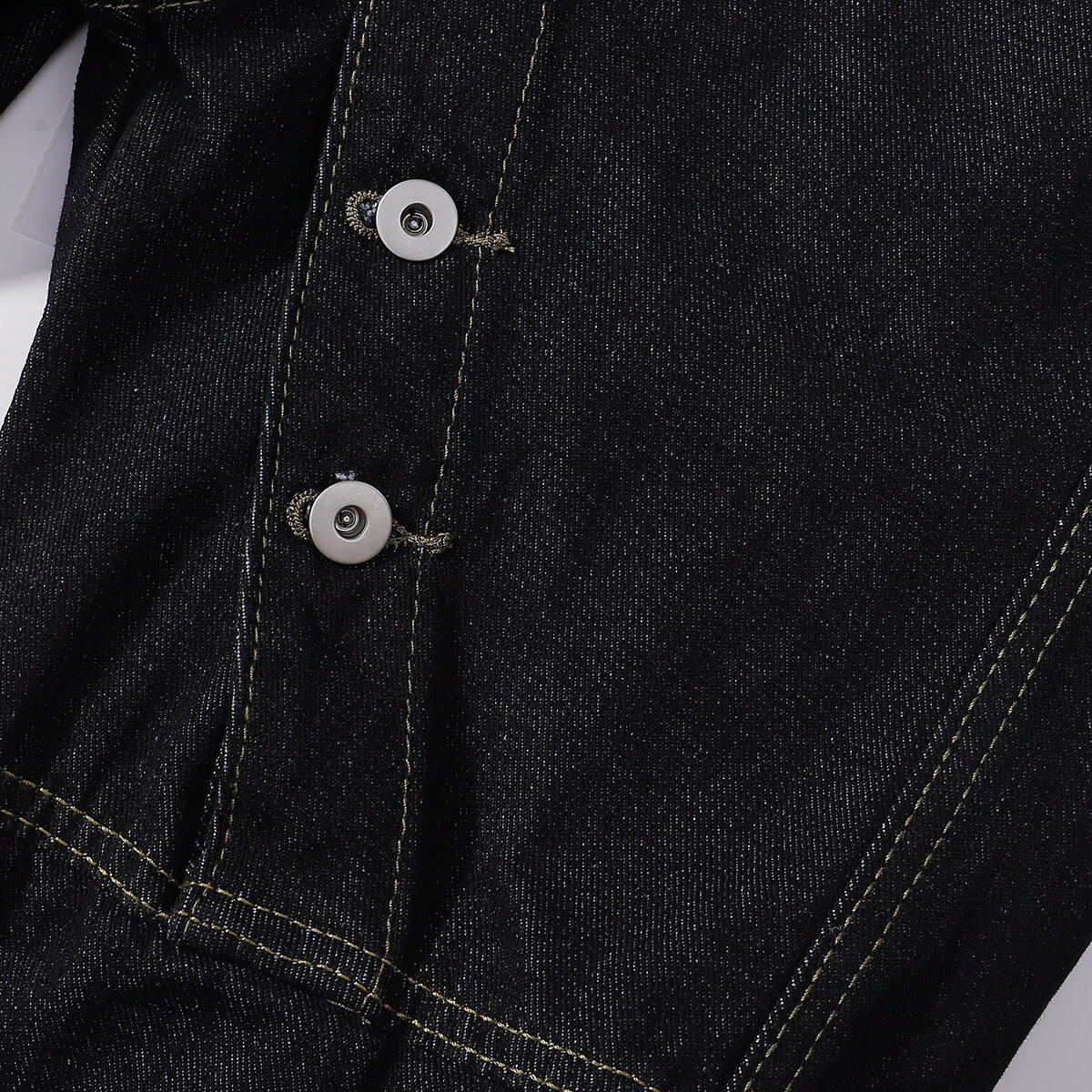 Curved Button Fly Wide-Leg Jeans