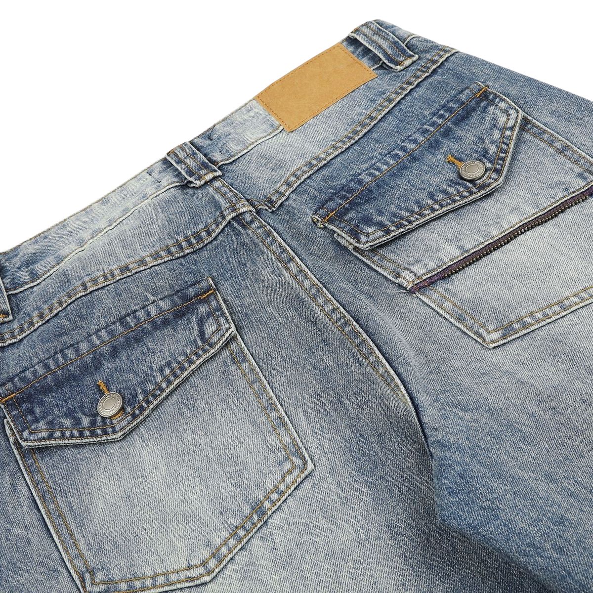 Constructed Decorative Pocket Relaxed Fit Jeans